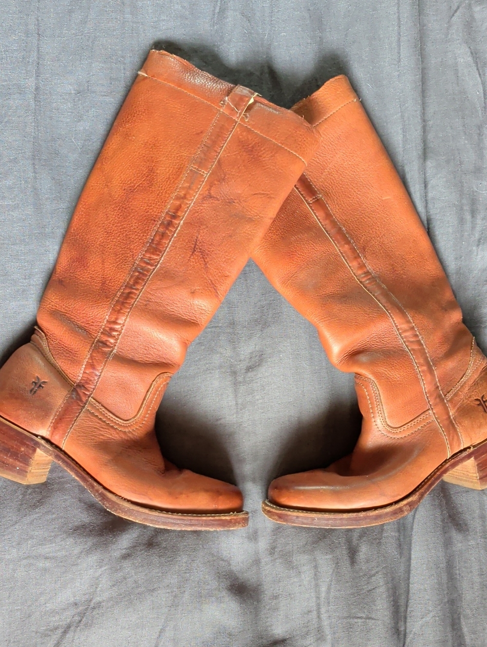 2010 Era Frye Cognac Leather Campus Heeled Boots